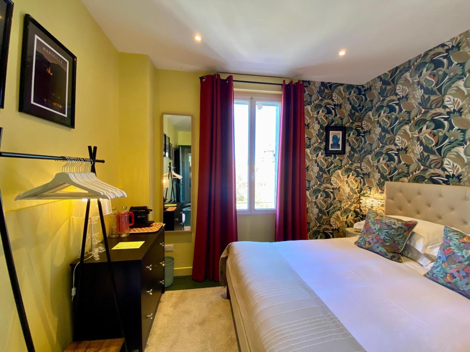 Maison Belmont Еме Екстериор снимка